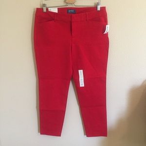 NWT Old Navy “Pixie” pants in red